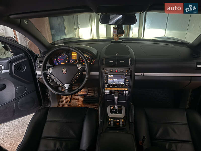 Внедорожник / Кроссовер Porsche Cayenne 2009 в Звягеле