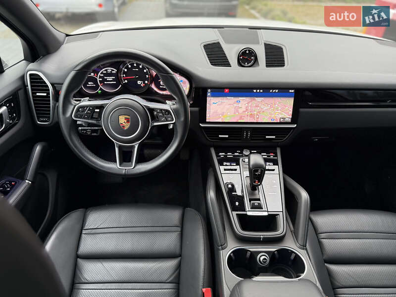 Внедорожник / Кроссовер Porsche Cayenne 2021 в Львове