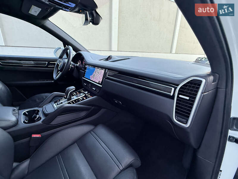 Позашляховик / Кросовер Porsche Cayenne 2020 в Одесі