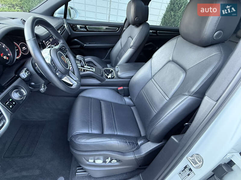Позашляховик / Кросовер Porsche Cayenne 2020 в Одесі