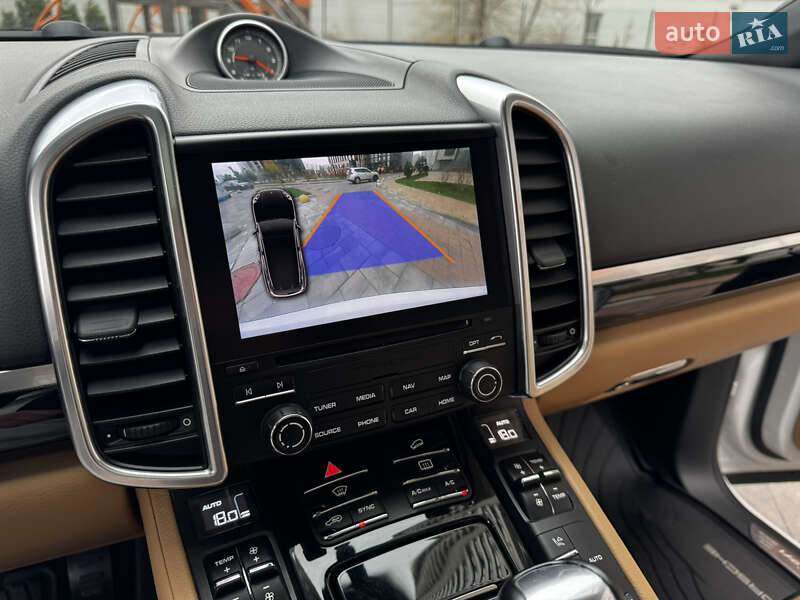 Позашляховик / Кросовер Porsche Cayenne 2017 в Києві