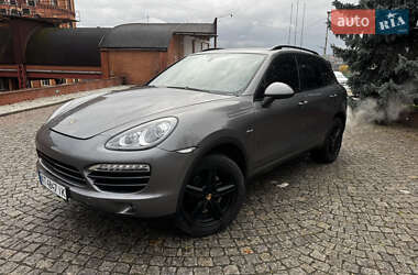 Внедорожник / Кроссовер Porsche Cayenne 2013 в Каменец-Подольском
