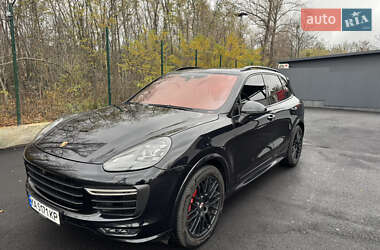 Внедорожник / Кроссовер Porsche Cayenne 2017 в Киеве