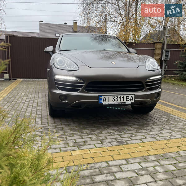 Позашляховик / Кросовер Porsche Cayenne 2012 в Києві