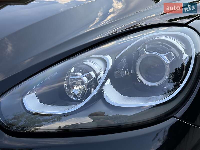 Позашляховик / Кросовер Porsche Cayenne 2015 в Одесі фото 12 Позашляховик / Кросовер Porsche Cayenne 2015 в Одесі