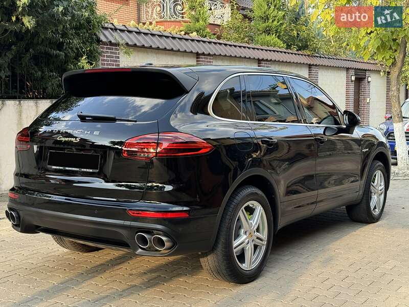 Позашляховик / Кросовер Porsche Cayenne 2015 в Одесі фото 17 Позашляховик / Кросовер Porsche Cayenne 2015 в Одесі