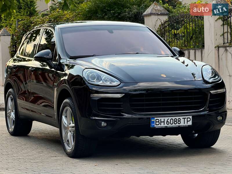 Позашляховик / Кросовер Porsche Cayenne 2015 в Одесі фото 40 Позашляховик / Кросовер Porsche Cayenne 2015 в Одесі