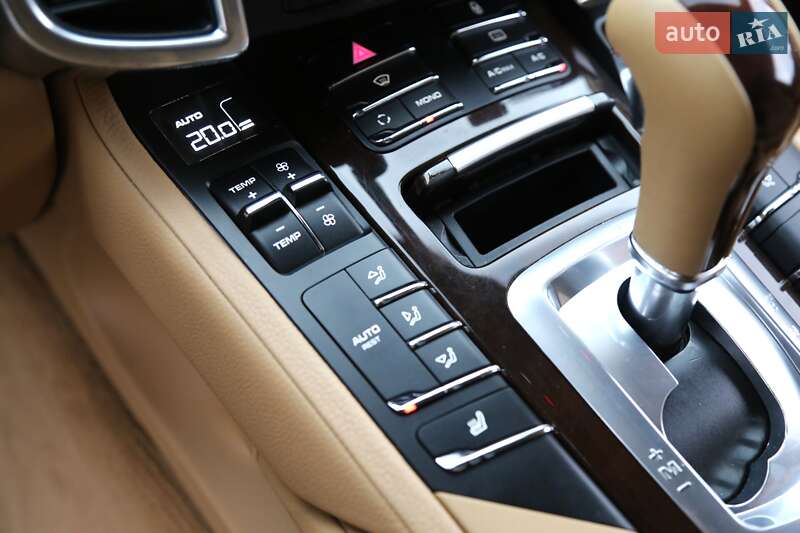 Позашляховик / Кросовер Porsche Cayenne 2012 в Києві фото 22 Позашляховик / Кросовер Porsche Cayenne 2012 в Києві