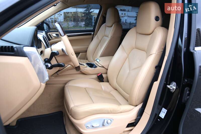 Позашляховик / Кросовер Porsche Cayenne 2012 в Києві фото 7 Позашляховик / Кросовер Porsche Cayenne 2012 в Києві