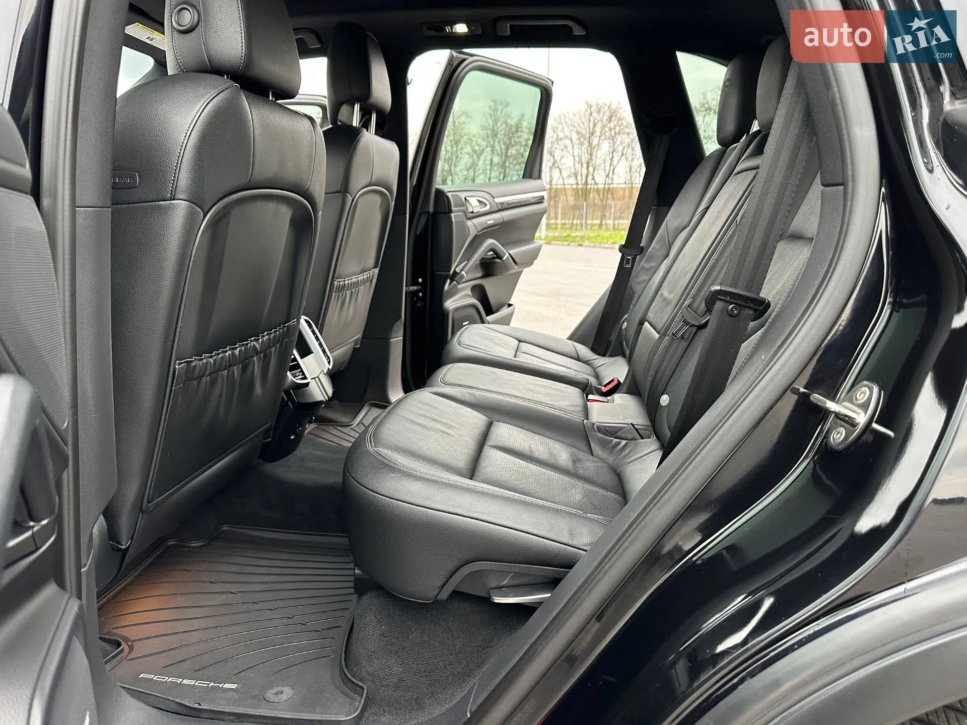 2014 Porsche Cayenne - мініатюра 43