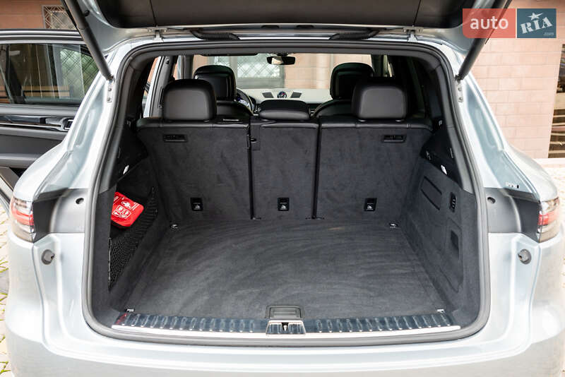 Внедорожник / Кроссовер Porsche Cayenne 2020 в Коломые фото 12 Внедорожник / Кроссовер Porsche Cayenne 2020 в Коломые