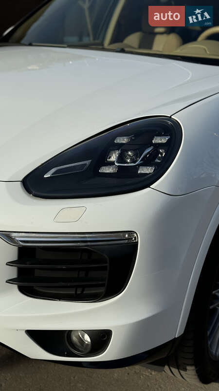 Позашляховик / Кросовер Porsche Cayenne 2016 в Броварах фото 5 Позашляховик / Кросовер Porsche Cayenne 2016 в Броварах