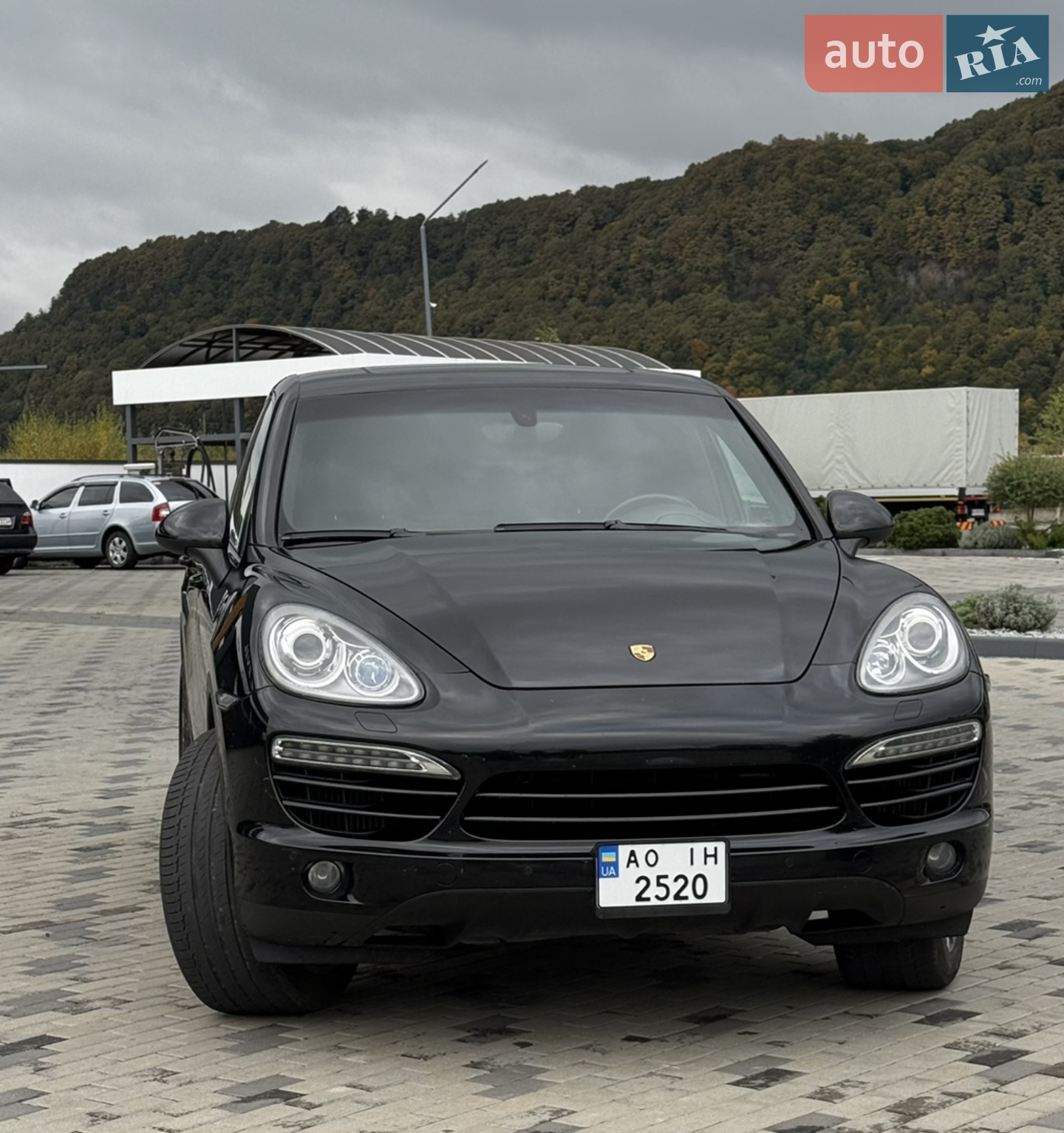 2013 Porsche Cayenne - мініатюра 2