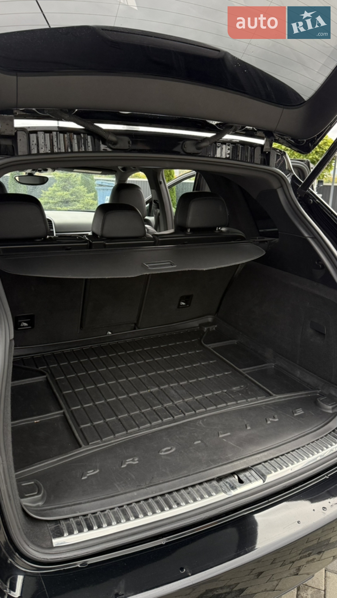2013 Porsche Cayenne - мініатюра 29