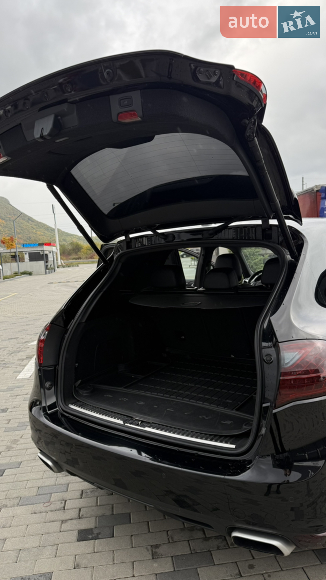 2013 Porsche Cayenne - мініатюра 28