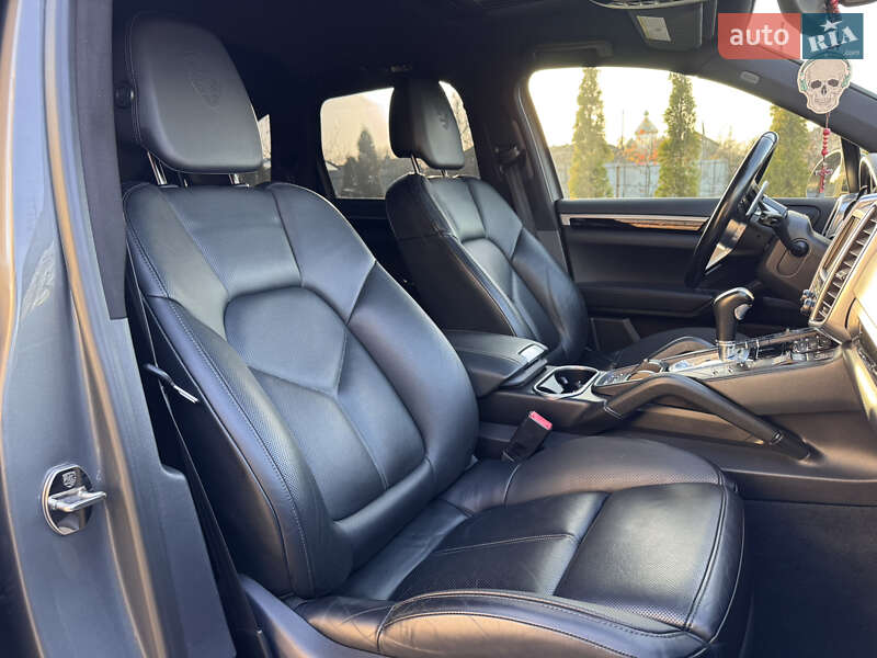 Позашляховик / Кросовер Porsche Cayenne 2014 в Калуші фото 23 Позашляховик / Кросовер Porsche Cayenne 2014 в Калуші