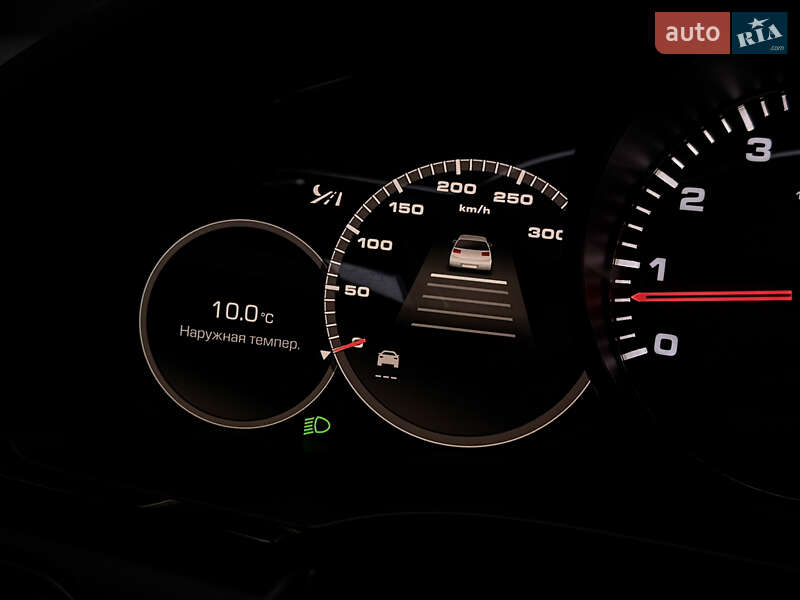 Позашляховик / Кросовер Porsche Cayenne 2017 в Харкові