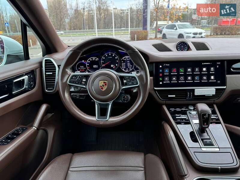 Позашляховик / Кросовер Porsche Cayenne 2021 в Києві