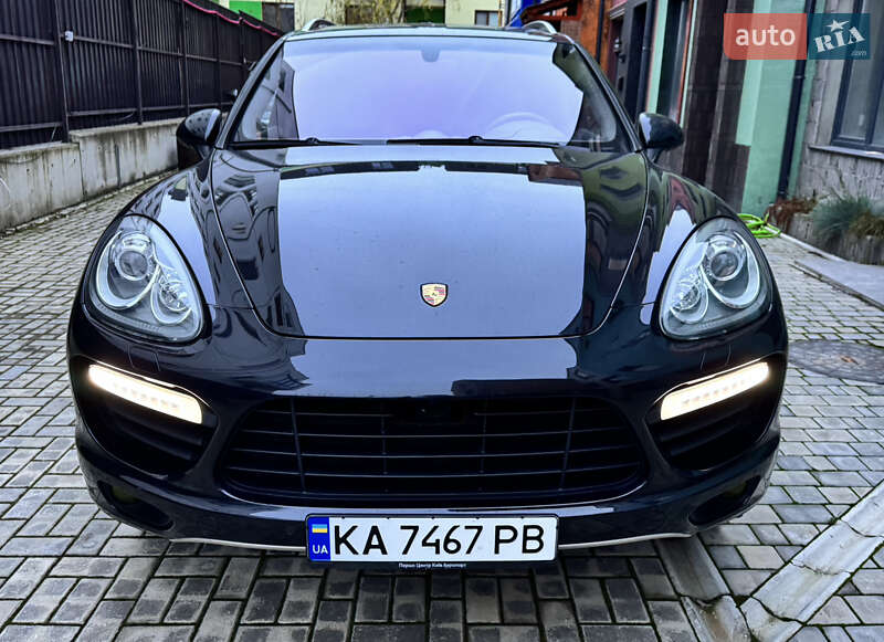 Внедорожник / Кроссовер Porsche Cayenne 2010 в Киеве фото 6 Внедорожник / Кроссовер Porsche Cayenne 2010 в Киеве