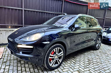 Внедорожник / Кроссовер Porsche Cayenne 2010 в Киеве