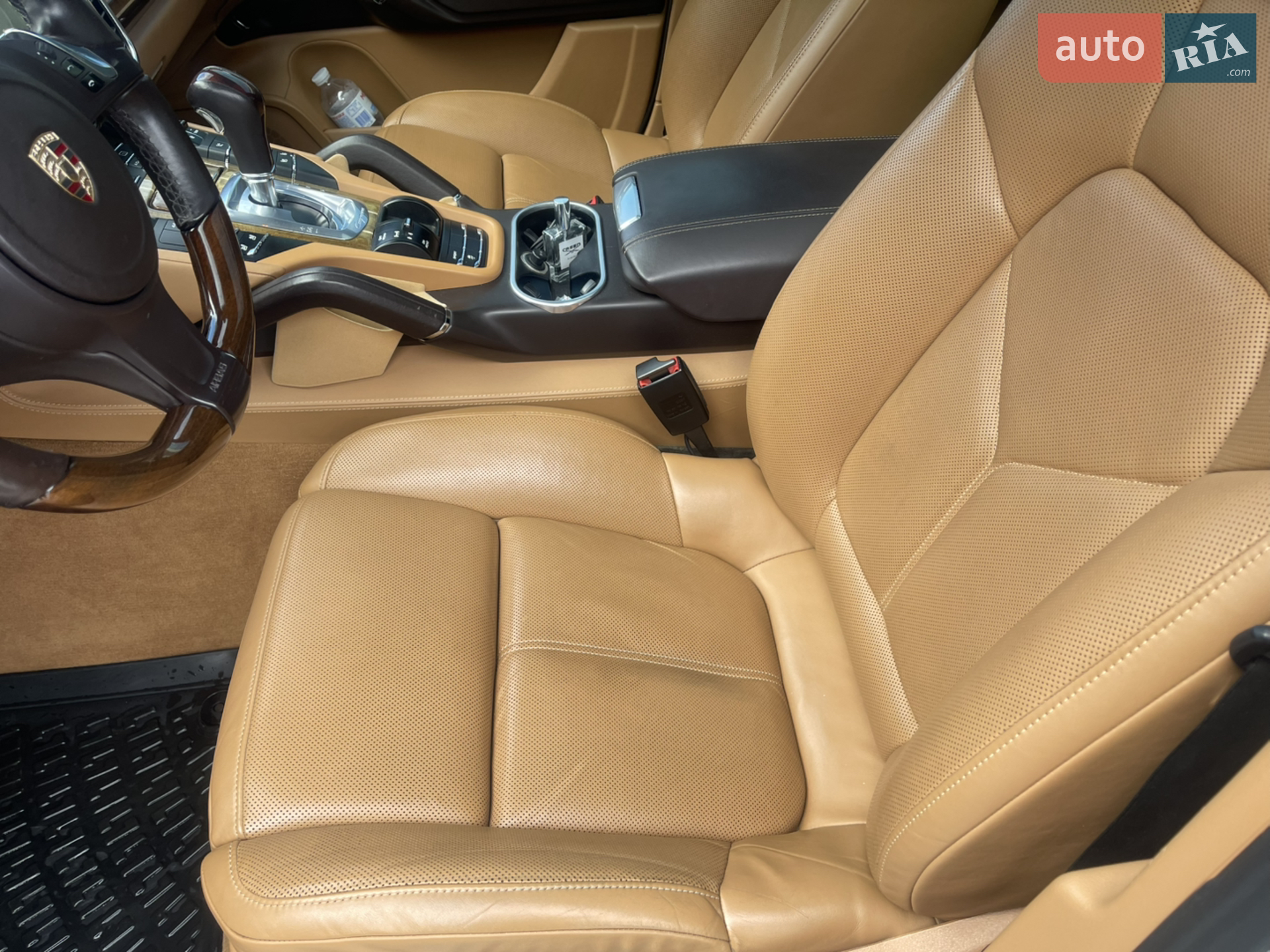 2013 Porsche Cayenne - мініатюра 47