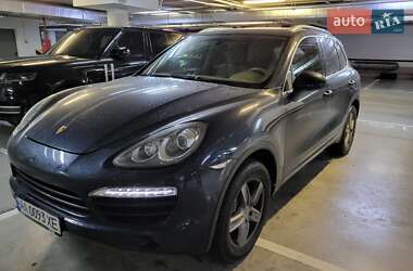 Позашляховик / Кросовер Porsche Cayenne 2012 в Києві