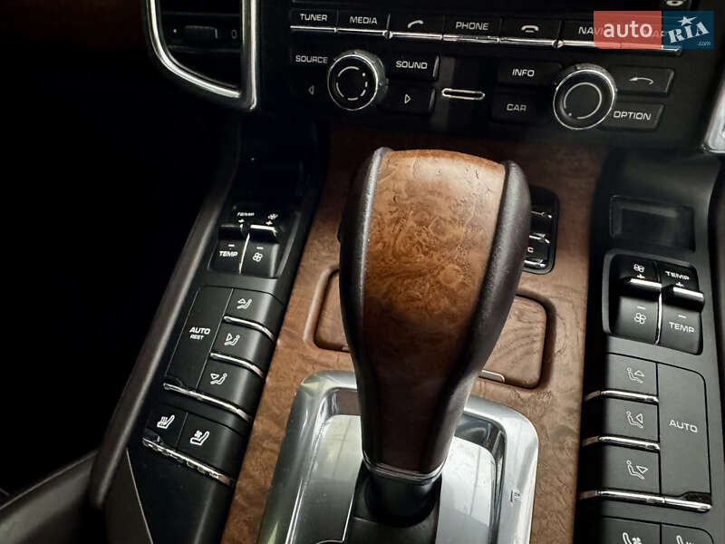 Позашляховик / Кросовер Porsche Cayenne 2013 в Києві фото 24 Позашляховик / Кросовер Porsche Cayenne 2013 в Києві