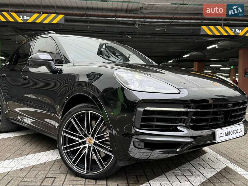 Позашляховик / Кросовер Porsche Cayenne 2021 в Києві