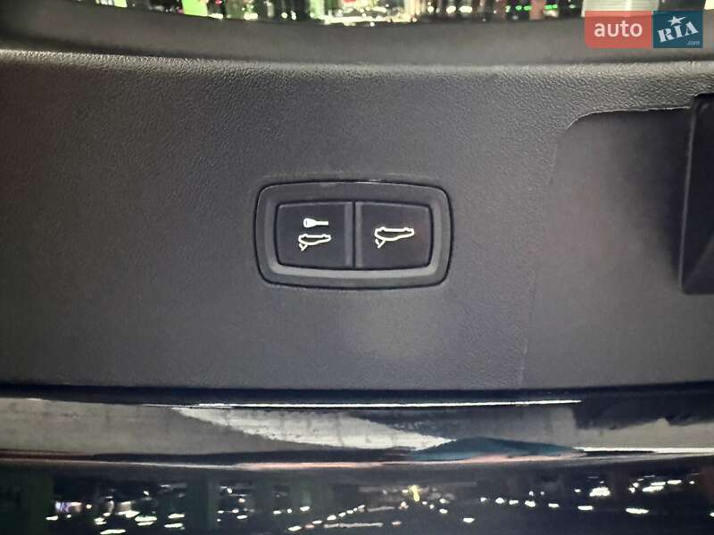 Позашляховик / Кросовер Porsche Cayenne 2021 в Києві