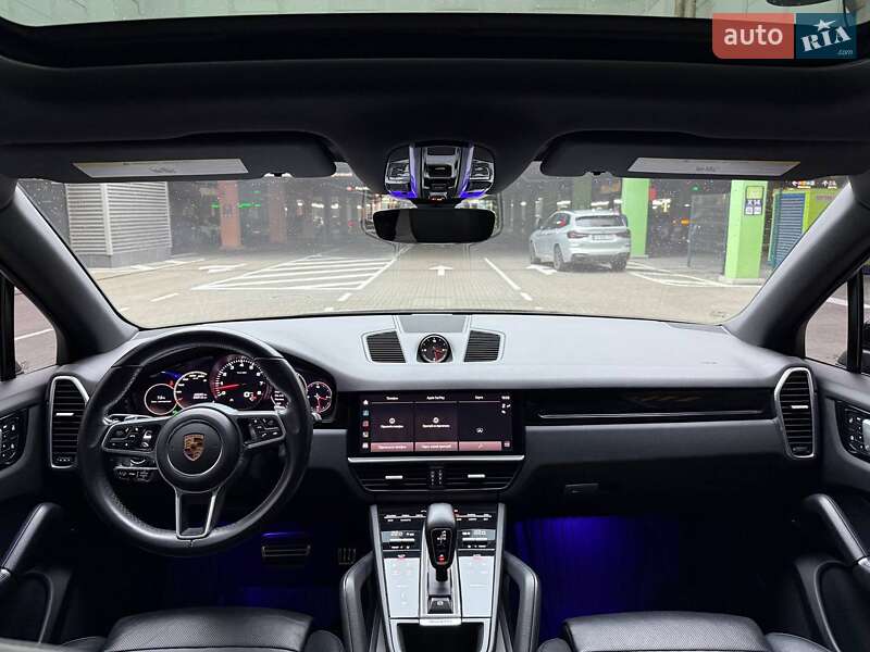 Позашляховик / Кросовер Porsche Cayenne 2021 в Києві