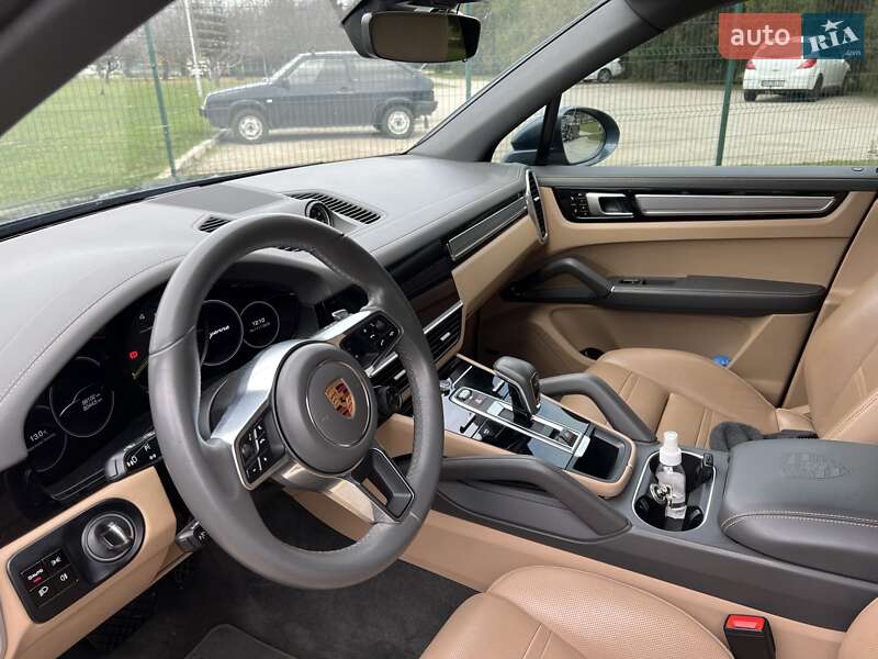 Внедорожник / Кроссовер Porsche Cayenne 2018 в Днепре фото 3 Внедорожник / Кроссовер Porsche Cayenne 2018 в Днепре