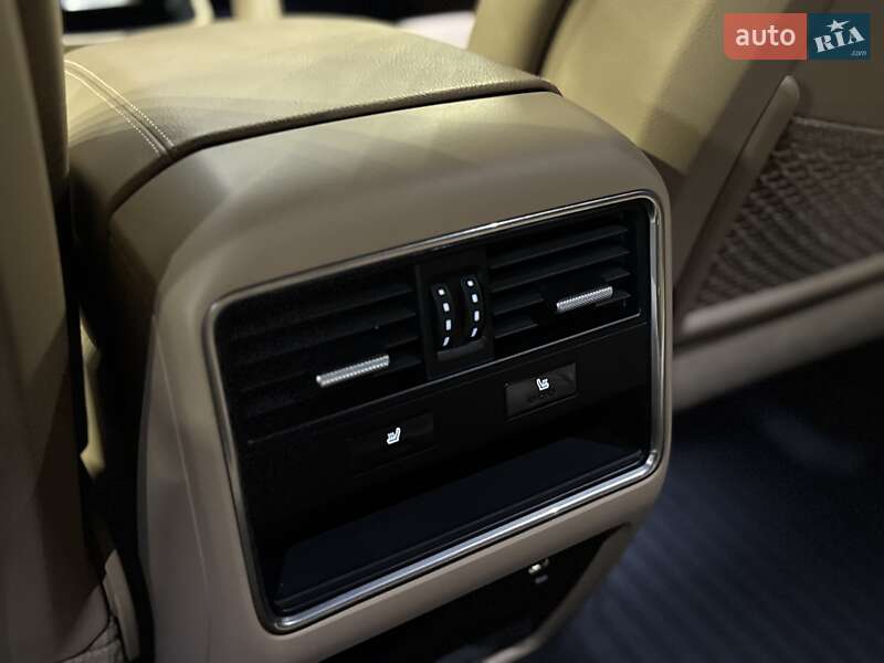 Внедорожник / Кроссовер Porsche Cayenne 2018 в Одессе