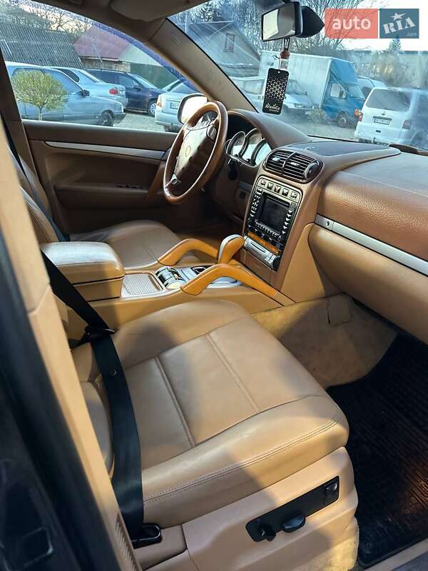 Позашляховик / Кросовер Porsche Cayenne 2004 в Шумську
