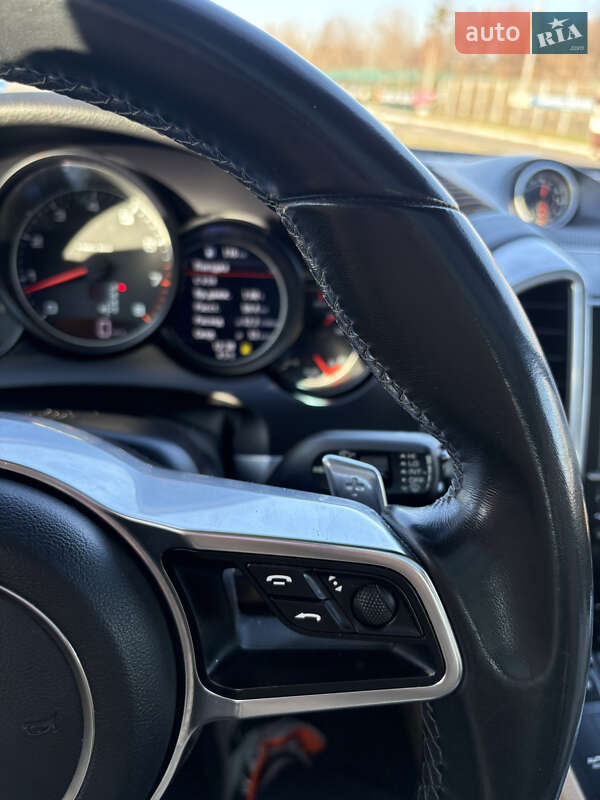 Позашляховик / Кросовер Porsche Cayenne 2015 в Києві фото 24 Позашляховик / Кросовер Porsche Cayenne 2015 в Києві