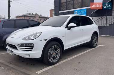 Позашляховик / Кросовер Porsche Cayenne 2013 в Києві
