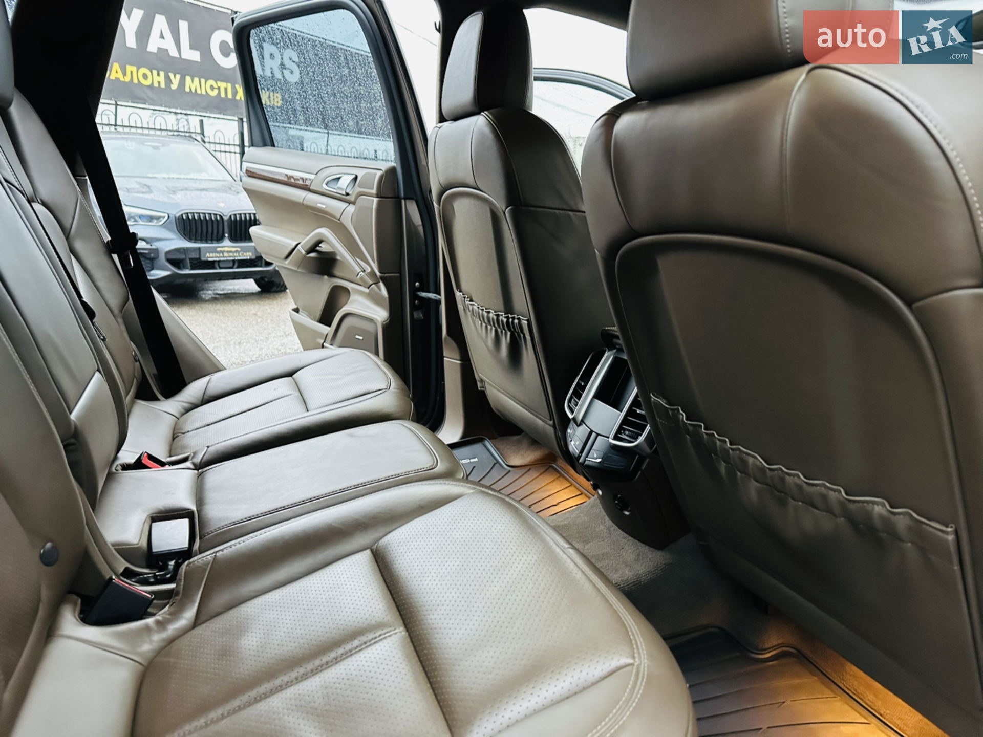 2012 Porsche Cayenne - мініатюра 21