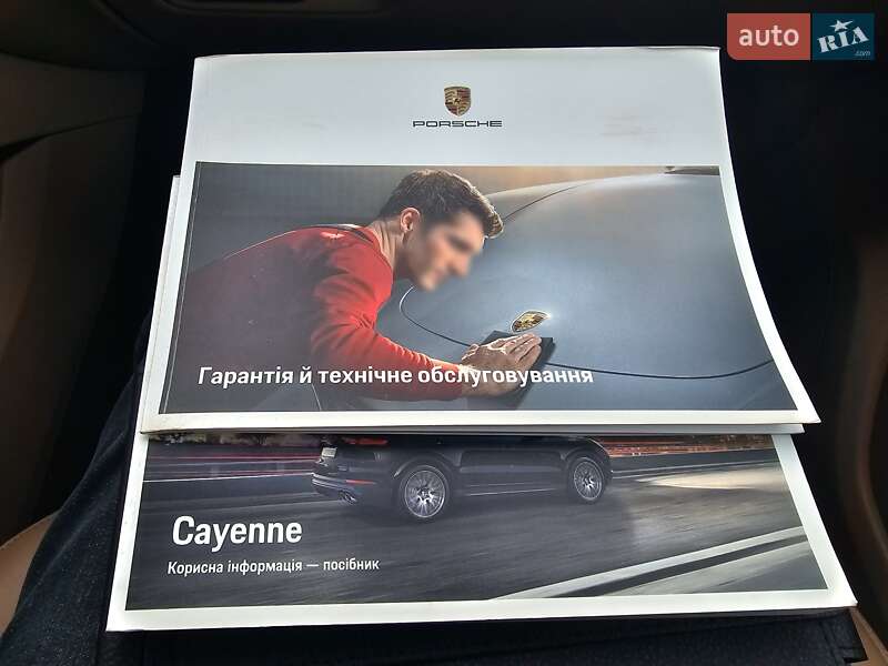 Позашляховик / Кросовер Porsche Cayenne 2018 в Києві