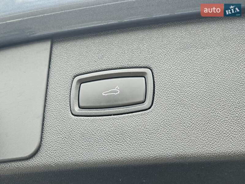 Позашляховик / Кросовер Porsche Cayenne 2018 в Києві