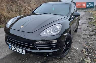 Внедорожник / Кроссовер Porsche Cayenne 2013 в Ровно