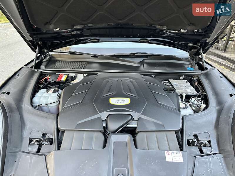 Внедорожник / Кроссовер Porsche Cayenne 2018 в Киеве