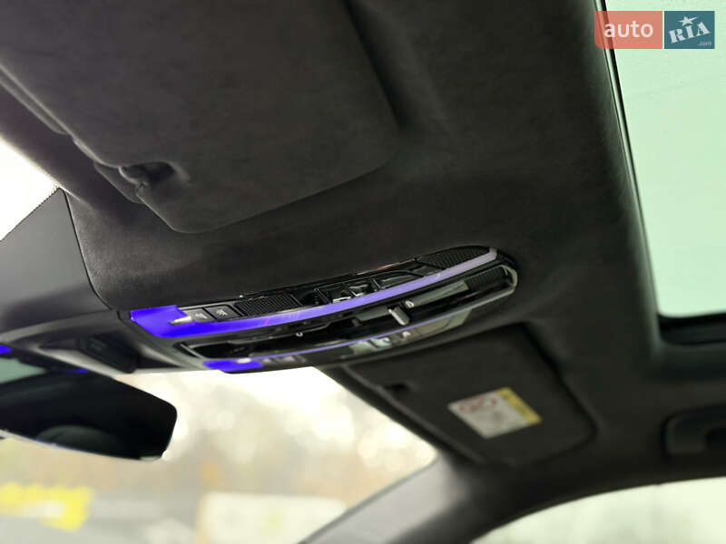 Позашляховик / Кросовер Porsche Cayenne 2018 в Києві