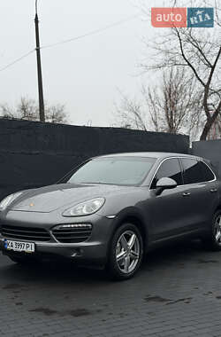 Внедорожник / Кроссовер Porsche Cayenne 2012 в Киеве