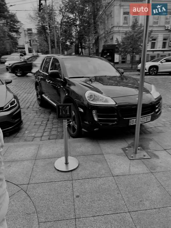 Внедорожник / Кроссовер Porsche Cayenne 2008 в Кропивницком фото Внедорожник / Кроссовер Porsche Cayenne 2008 в Кропивницком