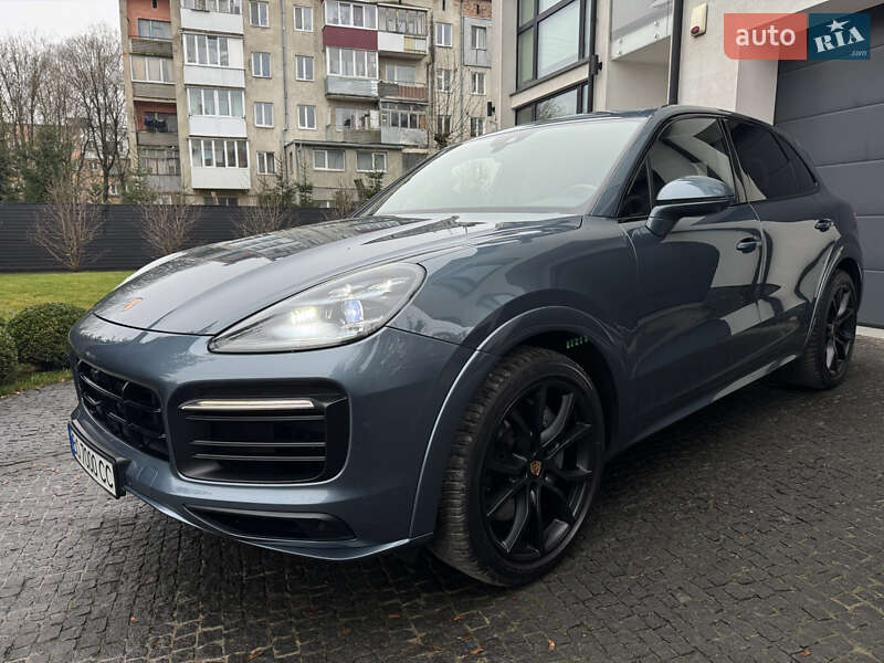 Внедорожник / Кроссовер Porsche Cayenne 2018 в Тернополе