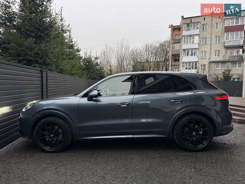 Внедорожник / Кроссовер Porsche Cayenne 2018 в Тернополе