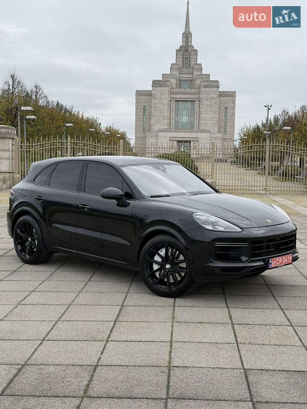 Позашляховик / Кросовер Porsche Cayenne 2019 в Києві