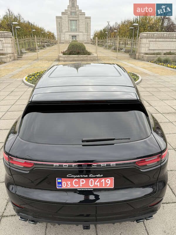 Позашляховик / Кросовер Porsche Cayenne 2019 в Києві