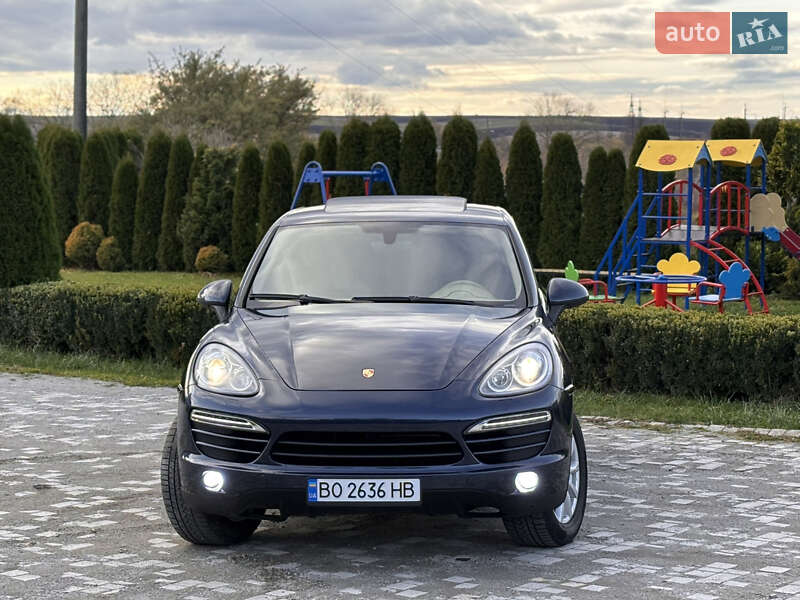 Позашляховик / Кросовер Porsche Cayenne 2011 в Тернополі