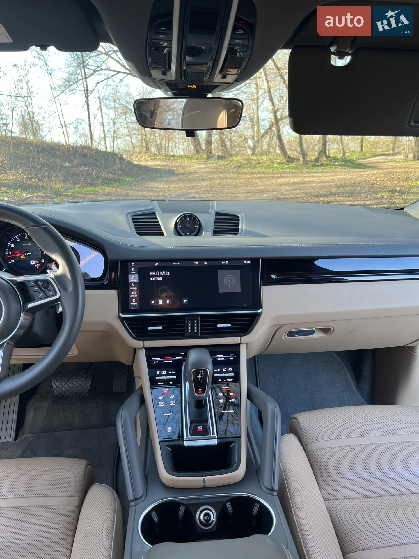 2019 Porsche Cayenne - мініатюра 5