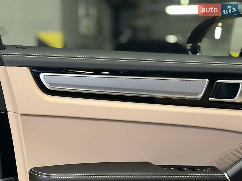 Позашляховик / Кросовер Porsche Cayenne 2021 в Києві